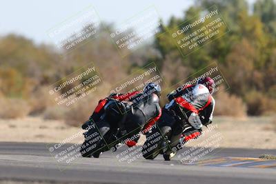 media/Dec-18-2022-SoCal Trackdays (Sun) [[8099a50955]]/Turn 7 Backside (1125am)/